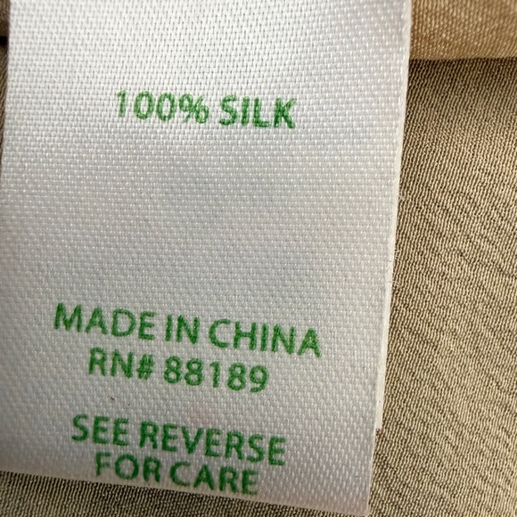 Lilly Pulitzer Silk Blouse with Button Detail - Picture 5 of 5